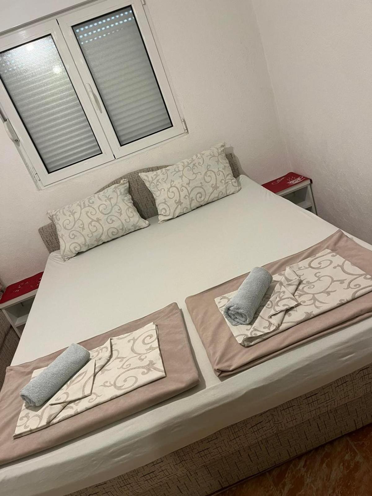 Apartmani Neda Bane Petrovac Εξωτερικό φωτογραφία