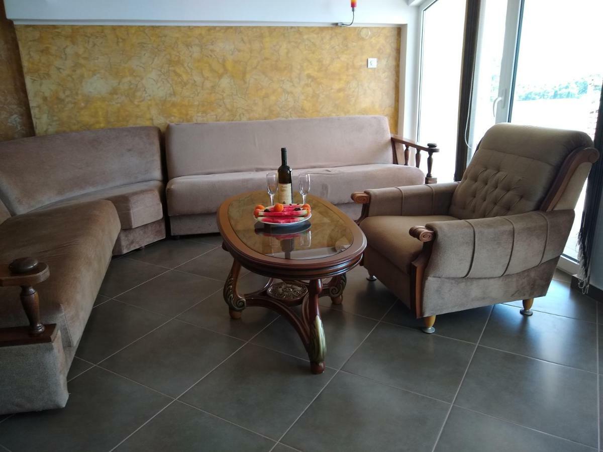 Apartmani Neda Bane Petrovac Εξωτερικό φωτογραφία