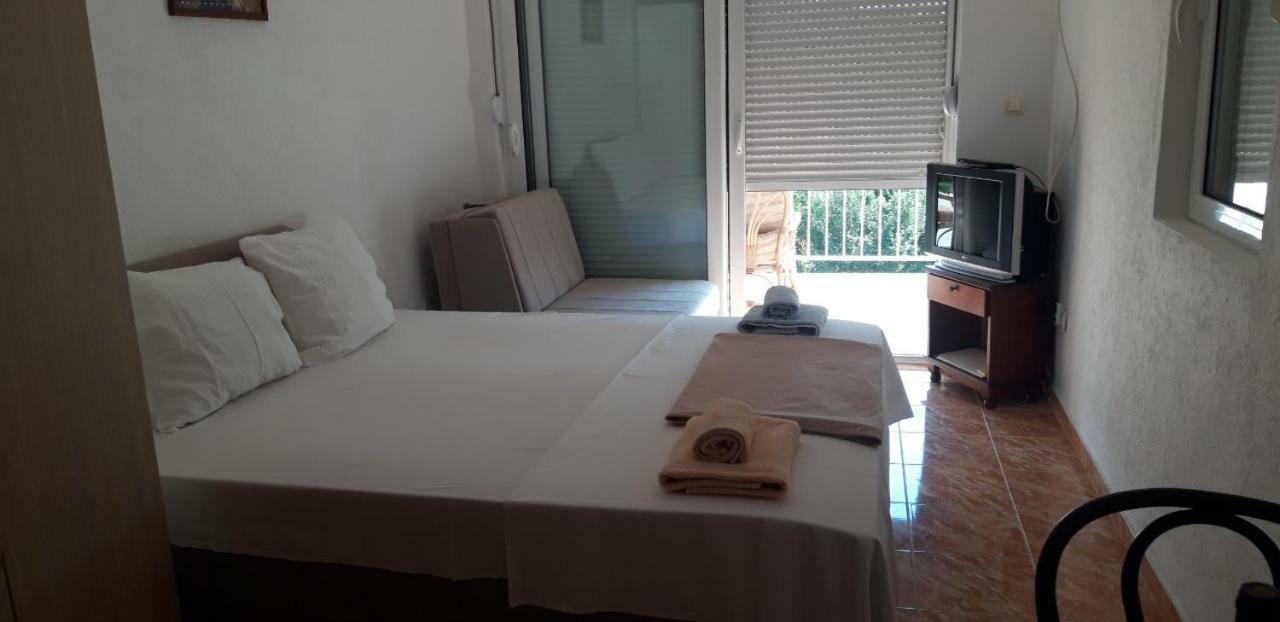 Apartmani Neda Bane Petrovac Εξωτερικό φωτογραφία